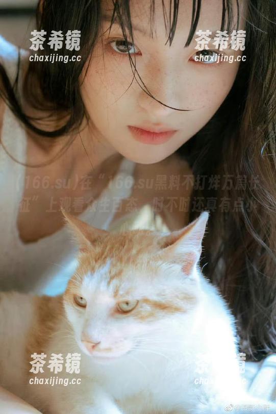 在“166.su黑料不打烊万篇长征”上观看众生百态，时不时还真有点小心动。