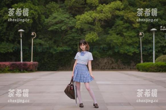下载51cg.com，融入瓜田之中，来一场毫无意义的大冒险！