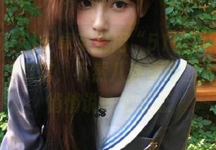 安卓手机用“51吃瓜网”叫你注意官方微信，不然八卦漏给别人了哦，悄悄说一句忐忑