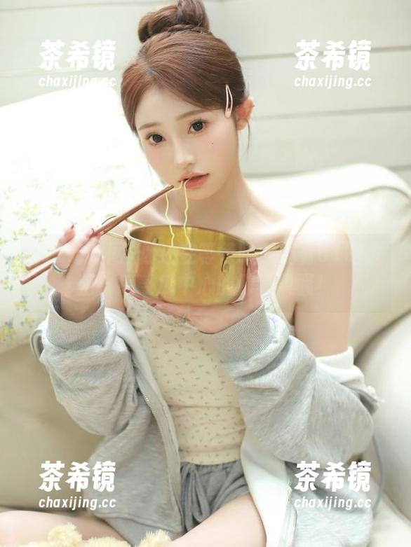 你还在等待吗？观看61吃瓜网，感受瓜中心的那股风骚！