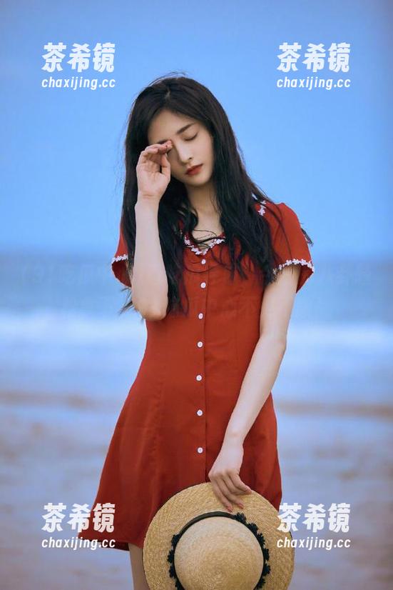 逛吃瓜导航，今日的八卦轻松拿下，91吃瓜中心不见不散！