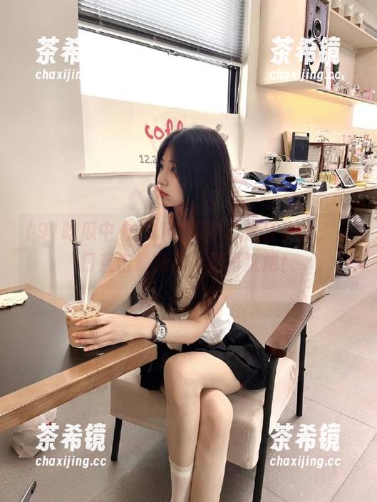 91吃瓜中心疯狂更新，入口直击最新瓜，别再犹豫！