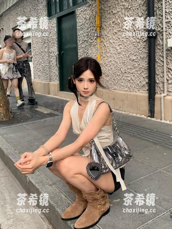 当“zztt09”发布新动态，我的脑洞都打不开了，哈哈！