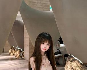 “吃瓜大本营”网址：键入后，千万不要顺手点赞，不然就被种草了。