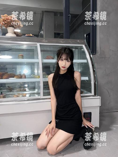 观看最新八卦热议，吃瓜福利偏爱戳心话题！