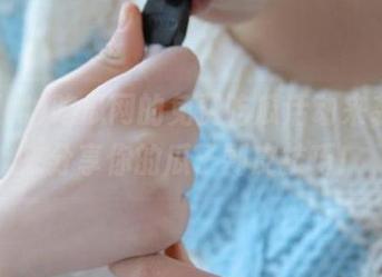 吃瓜网的免费吃瓜活动来袭，快来分享你的瓜子剥皮技巧！