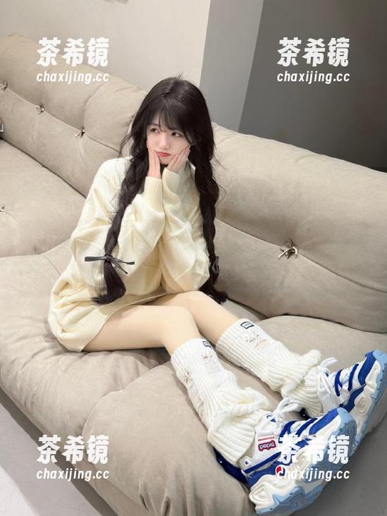 看着吃瓜网网页里的“朝阳”，突然怀疑自己是不是也该去搬砖。