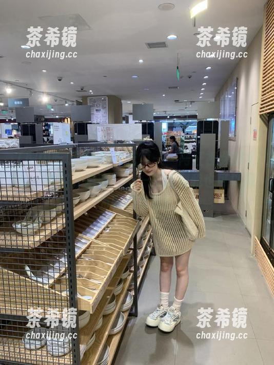 “国内吃瓜——网红视频的《永不迷路》指南”——没想到我也可以成为吃瓜专家！