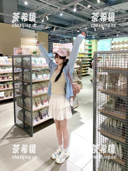 国内吃瓜 看完国内吃瓜官网的网红视频,忽然觉得我也可以在家里成为“网红”呢!