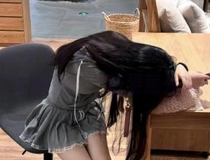 登录黑料不打烊，感受一波温暖的“正能量”，结果意外被黑暗包围。