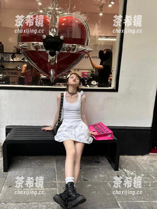 在“黑料不打烊”导航指引下，美味吃瓜不再是梦！