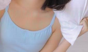 万篇长征黑料不打烊，网站上不仅有瓜，最新章节简直就是闲聊打发时间的最佳品！