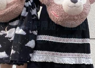 在黑料吧网站，黑暗面与光辉交织，真让人觉得微妙