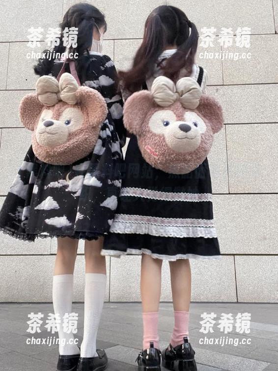 在黑料吧网站，黑暗面与光辉交织，真让人觉得微妙