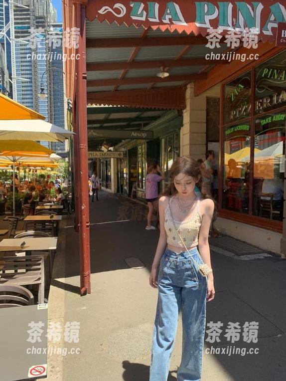 “黑料老司机”APP，这种密集的黑料攻势，尽量别太认真，适合拿来消遣！
